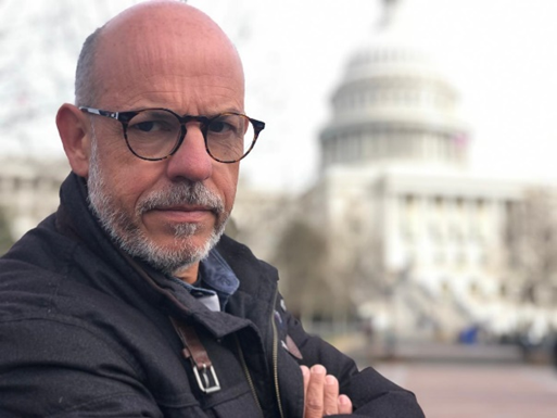 LOS15DELMURO
Oscar Ritoré:
Los muros son barreras, elementos imposibles,
hasta que nació EL MURO DE PATA donde todos escalamos, El Muro de Norberto que se acerca a su mayoría de edad ¡Felicitaciones! Un abrazo para Norberto Patarroyo