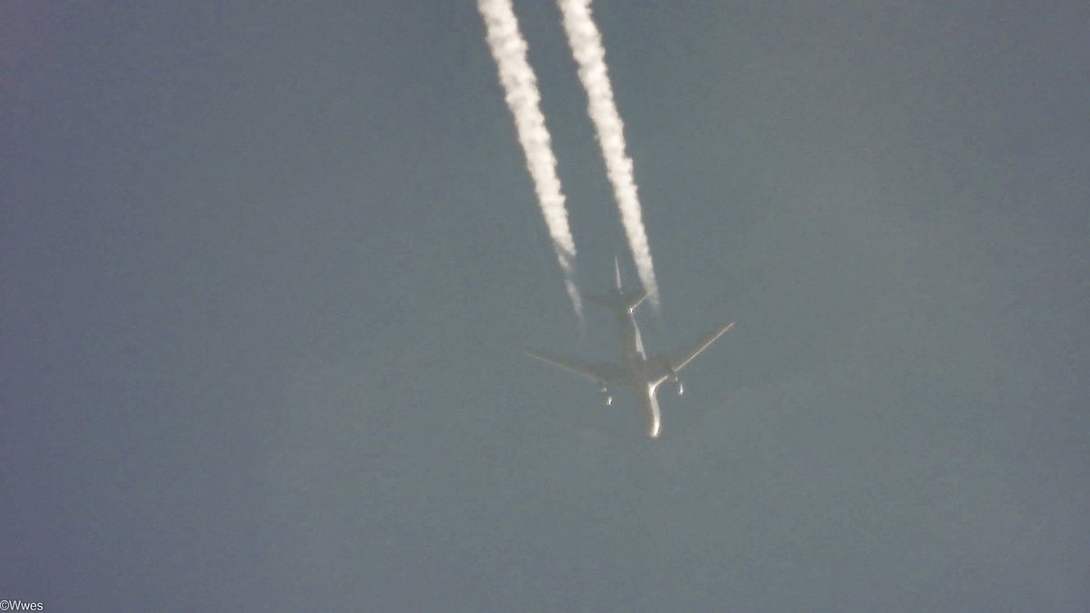 wesleyb1989's tweet photo. FEB14: for the first time i spotted a KC46
#RCH040 #AE5E11 (17-46036) #USAF #B762 Boeing #KC46 A #Pegasus
https://t.co/cbPWtG0E6k
(#NLspot #Planespotting #Nikon #P950 #P1000 #Aviation #Avgeek #ADSB) https://t.co/UZAVFfuFg4