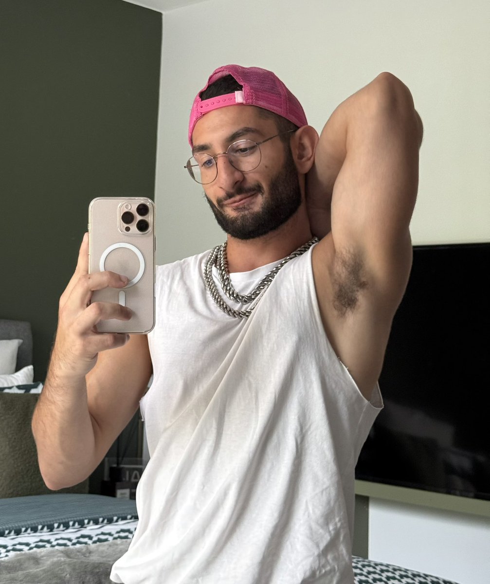aussie_twunk's tweet photo. Happy Valentine’s Day lovers 😏

Who’s ready for some fun 😈 https://t.co/TmbRpfTbko