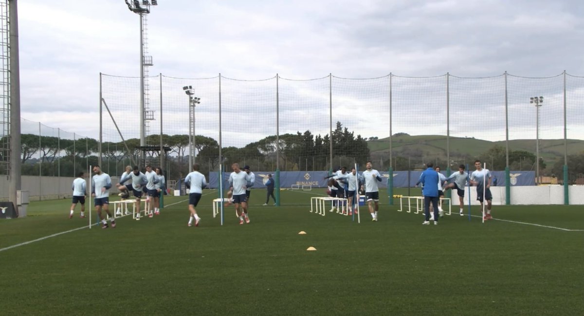 musiu's tweet photo. Lorenzo D’Agostini training with Lazio 1st Team - Serie A 🇮🇹 https://t.co/b173CLTnC7