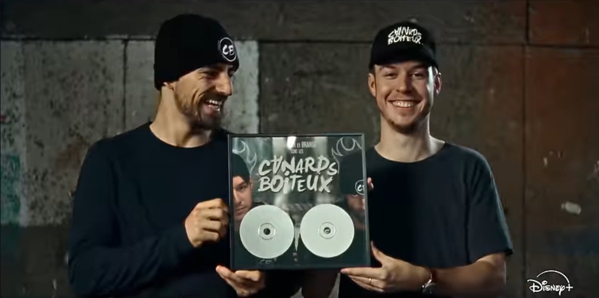 Svarqas's tweet image. Je m’y attendais tellement pas mdr #bref2