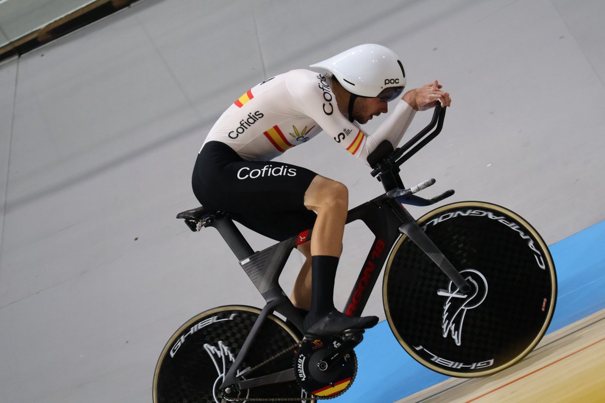 🇪🇺 Joan Martí Bennassar concluye su participación en el #EuroTrack25 

✈️ Desde Bélgica viaja a Almagro para disputar el Memorial Manuel Sanroma