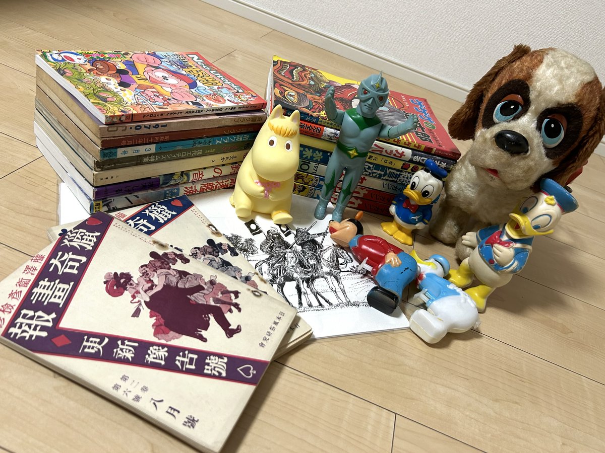 neko_830's tweet photo. 時差報告　その119

2024.6.20

中野ブロードウェイの中で買い物して来たものたち

#ソフビ #sofuvi #古本 https://t.co/qnKzARmyMU