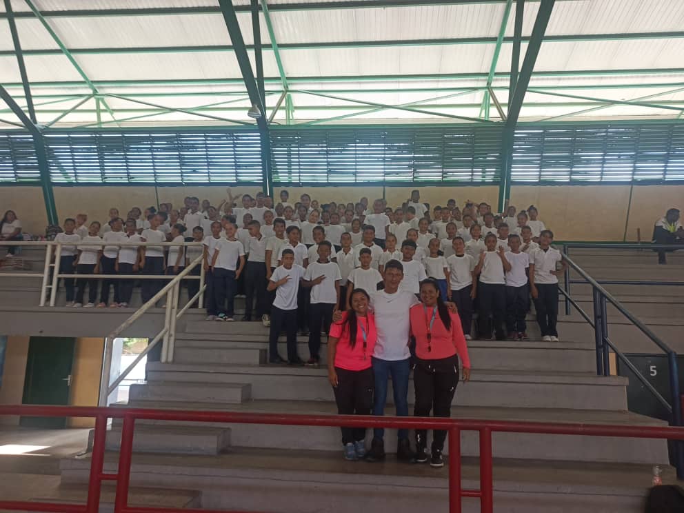 Fundabit Yaracuy (@fundabit_yaracu) on Twitter photo #14Feb 🖥️ Participación del tutor CBIT de Fundabit Yaracuy José Camacaro en la presentación de la barra humana estudiantil, fase municipal. Escuela "Independencia".
@MPPEDUCACION
<a href="/Fundabit_/">FundabitOficial</a>
#SomosFundabit #14Feb 🖥️ Participación del tutor CBIT de Fundabit Yaracuy José Camacaro en la presentación de la barra humana estudiantil, fase municipal. Escuela "Independencia".
@MPPEDUCACION
<a href="/Fundabit_/">FundabitOficial</a>
#SomosFundabit