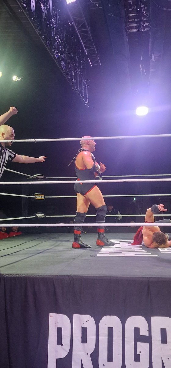 ftlowrestling's tweet photo. And @SimonMiller316 retains to end another fantastic For The Love of @ThisIs_Progress
Thanks to everyone for coming out!
#progresswrestling #progress #thisisprogress #wrestling #wrestlinguk #ukwrestling #ftlow #ftlowrestling #fortheloveofwrestling #fortheloveofprogress https://t.co/xWuvz0MBfR