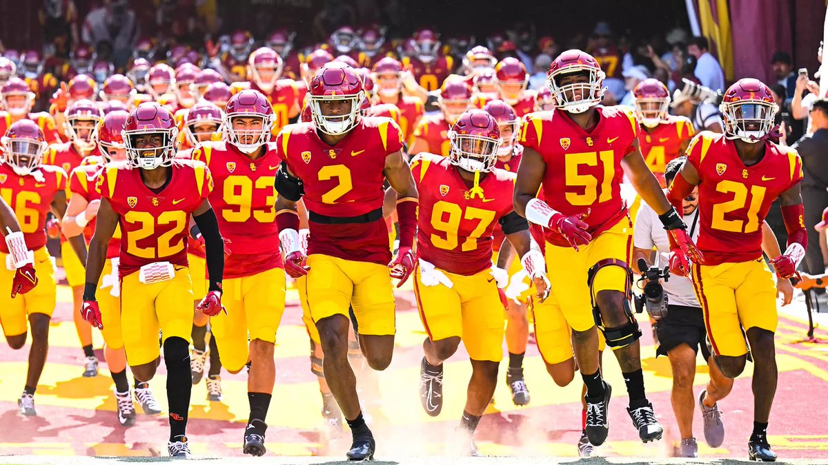 Blessed to receive a offer from USC <a href="/CoachChadSavage/">Chad Savage</a> <a href="/RoeFootball_/">Roe Football</a> <a href="/CTC4CHANGE/">ChangingTheCommunity</a> <a href="/GregCTC585/">Greg Hopkins</a> <a href="/BruceJ_55/">Coach Bruce J</a> <a href="/_maximus347/">Maximus Stienecker</a> <a href="/SWiltfong_/">Steve Wiltfong</a> <a href="/BrianDohn247/">BrianDohn247</a> <a href="/TomLoy247/">Tom Loy</a>