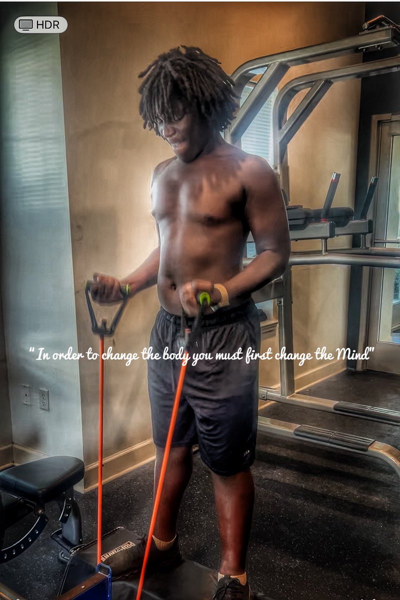 Baby_D_94's tweet photo. My Journey 💪🏾🙌🏽🙏🏾 #Grind #5Starloading https://t.co/DI1ePQR9Ap