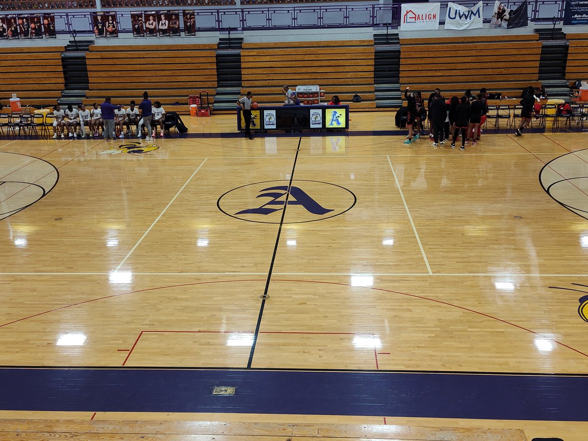 Friday Night Game:
Southfield A&amp;T (11-5, D1) @ Avondale (14-3, D1) in Auburn Hills, MI

This is an Oakland Activities Association, Blue division matchup.  Southfield A&amp;T is currently 6-3 &amp; in 3rd in the Oakland-Blue, 1-game behind 7-2 Berkley (12-7, D1).  Avondale is 9-0 &amp; in 1st