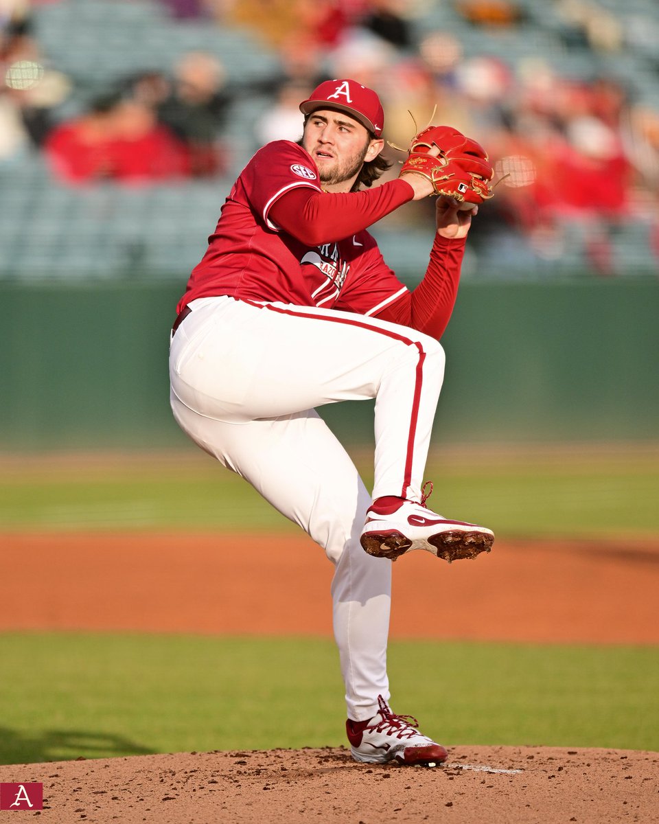 RazorbackBSB's tweet image. Vida Blue, is that you? 🤔