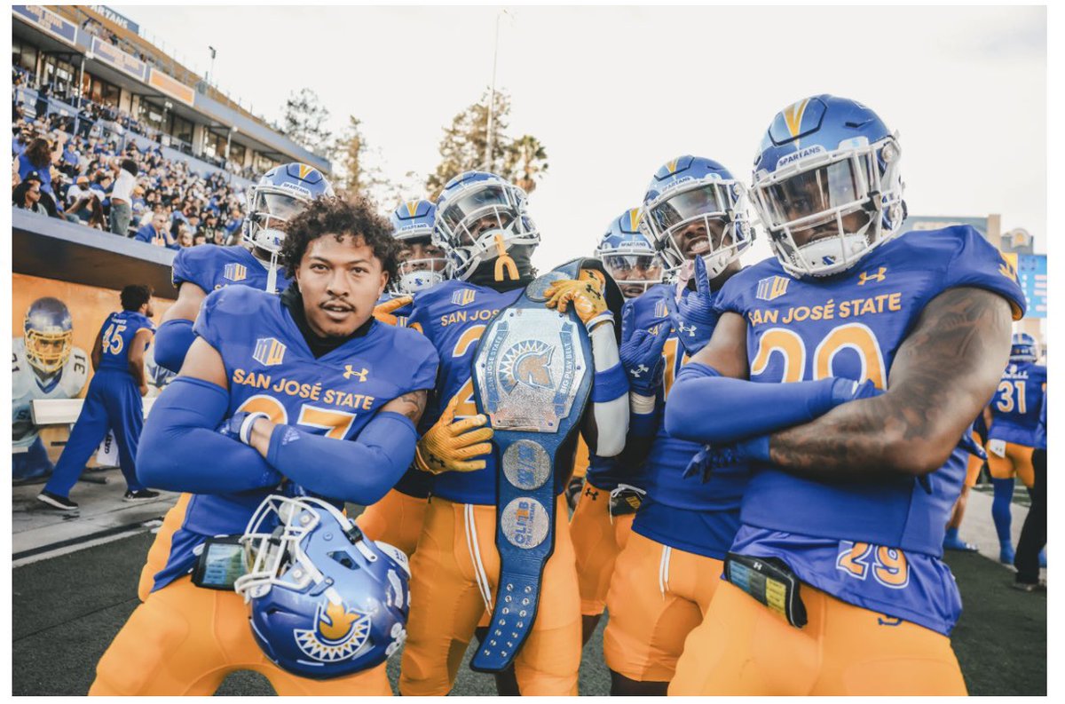 After a great conversation with <a href="/TheBecaPerez/">Beca Perez</a> blessed to receive an offer from <a href="/SanJoseStateFB/">San José State Football</a>!