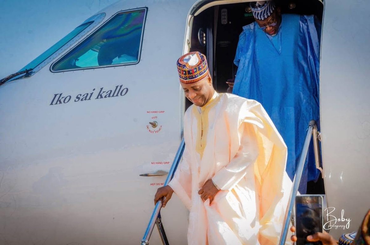Police_Boi's tweet photo. Sakwkwato Gida 🛫🛫 https://t.co/RlSm85hTNU