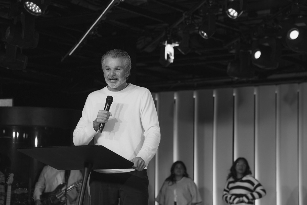 FreeChapelOC's tweet photo. We can’t wait for church on Sunday! ⛪️ Come gather with us for worship &amp; a word from our very own Senior Pastor @jentezen LIVE here in OC! 🙏

⏰ 9&amp;11AM 
📍 2777 McGaw Ave, Irvine, CA 92614 https://t.co/sEfuN2pXCZ