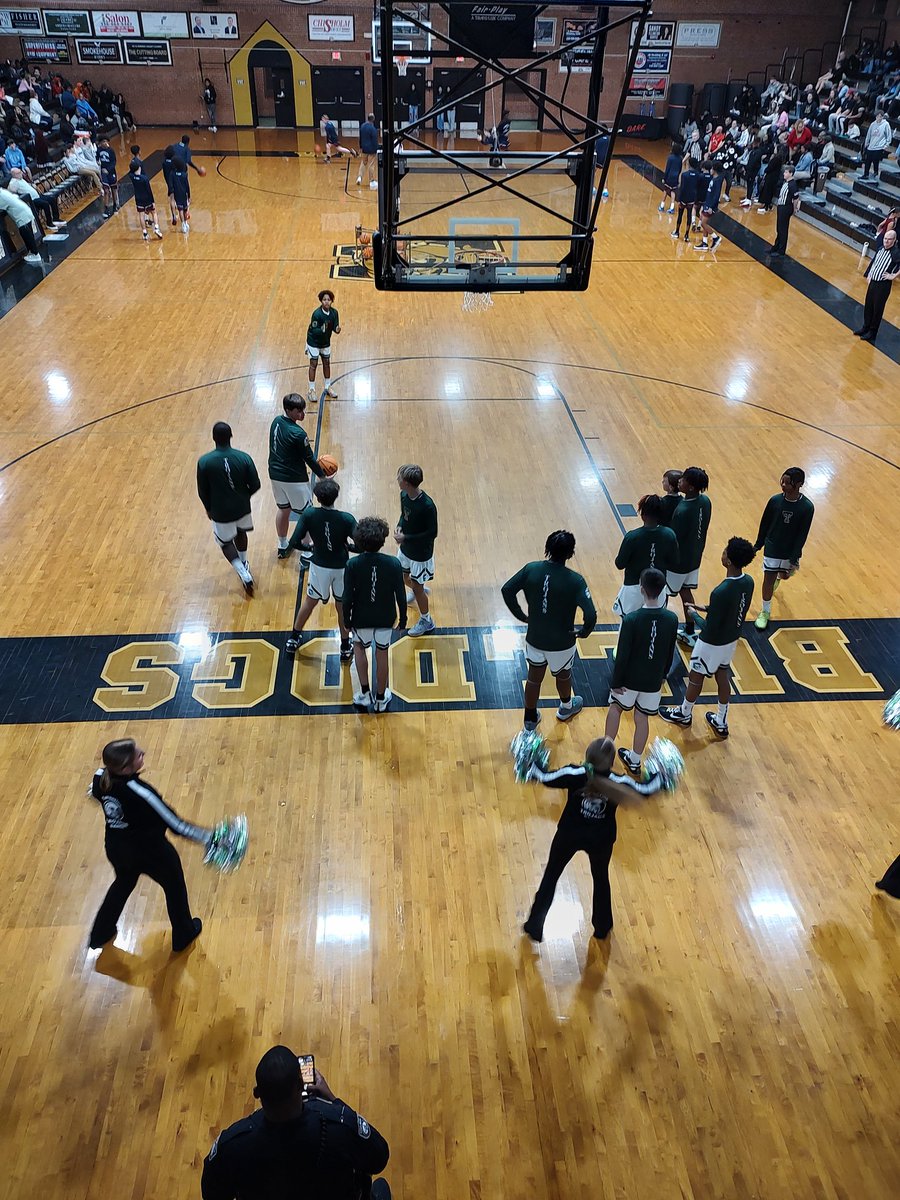 Future Dawgs playing for the title!