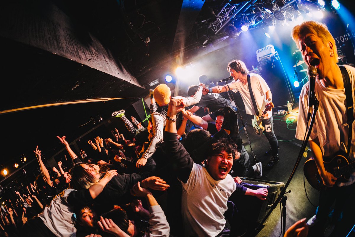 THE FOREVER YOUNG tweet media