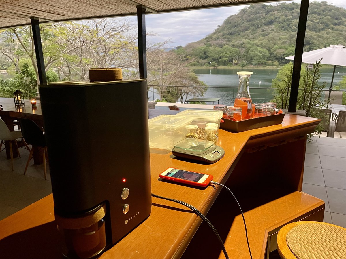 #roasting #elsalvador 🇸🇻 ⁦<a href="/IKAWAcoffee/">IKAWA Coffee</a>⁩