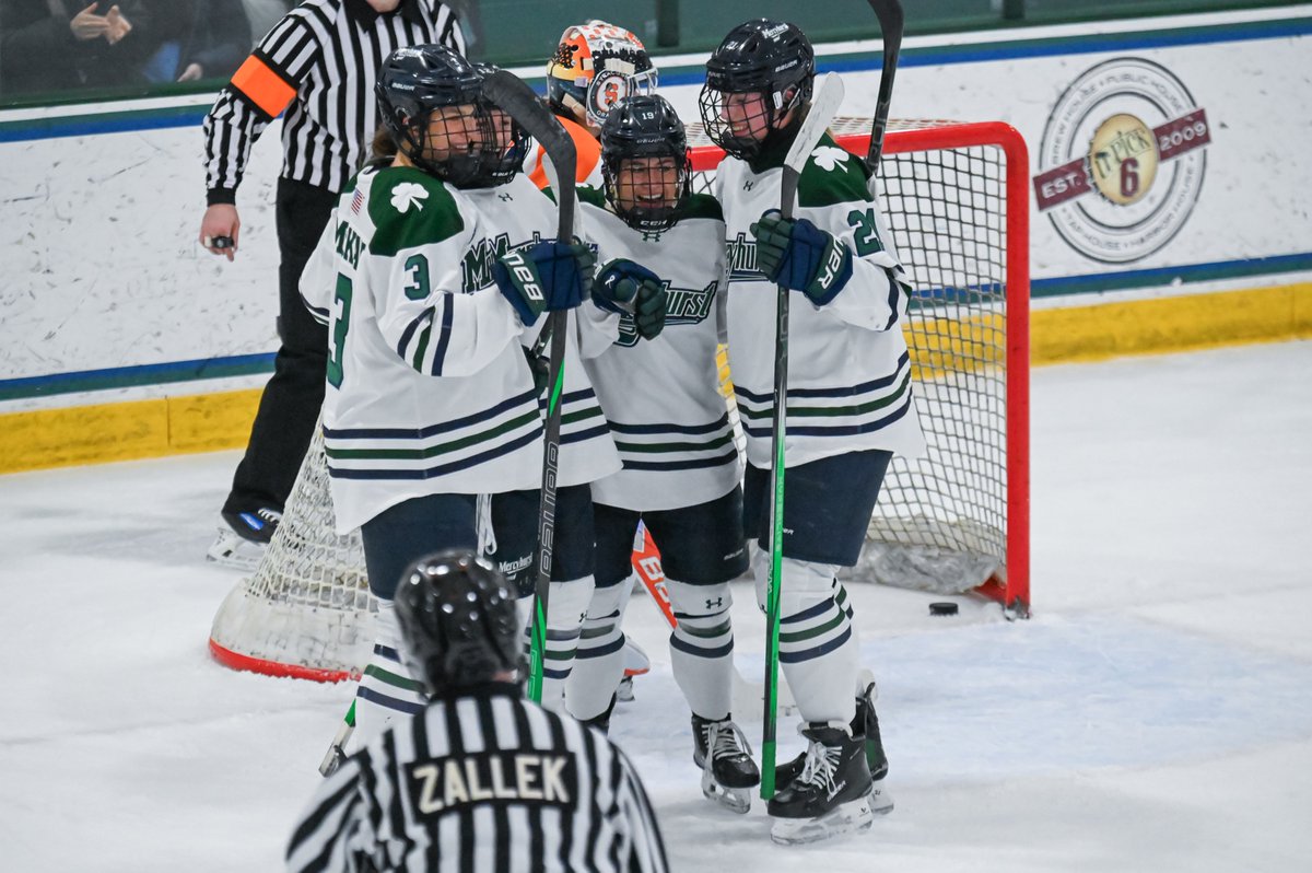 Johansson's Hat Trick Powers Lakers Past Syracuse

📝: tinyurl.com/239hkxvc

#HurstAthletics