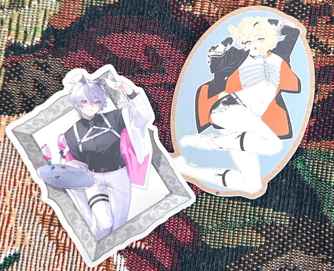 アクスタとステッカー 