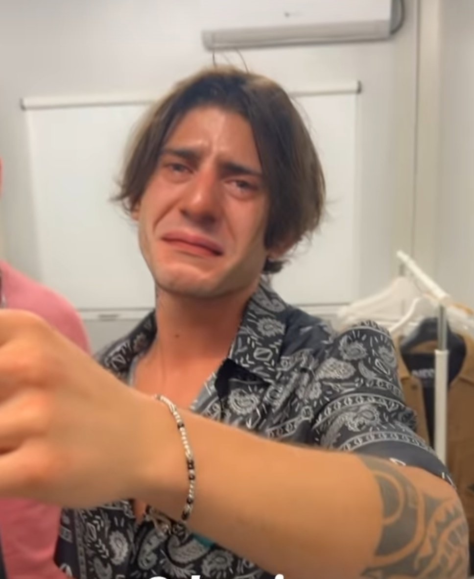 Tomorrow is already the last night of Sanremo 
#SANREMO2025