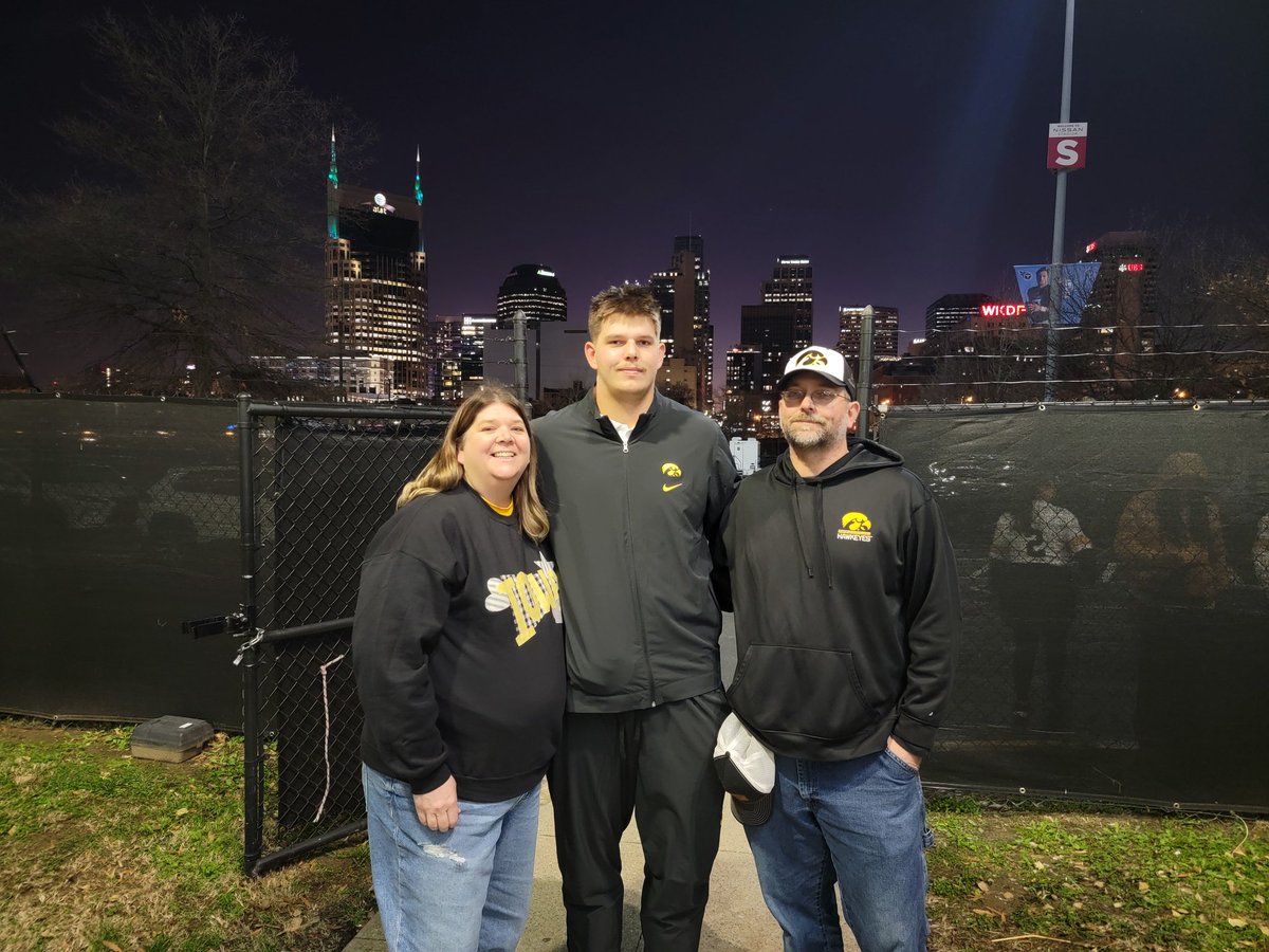 Jennifer Leonard (@jelrn78) on Twitter photo Happy 20th birthday, big guy!!! <a href="/CannonLeonard1/">Cannon Leonard</a> . I hope you are having a great day! Hopefully we get to celebrate this weekend!!! Happy 20th birthday, big guy!!! <a href="/CannonLeonard1/">Cannon Leonard</a> . I hope you are having a great day! Hopefully we get to celebrate this weekend!!!