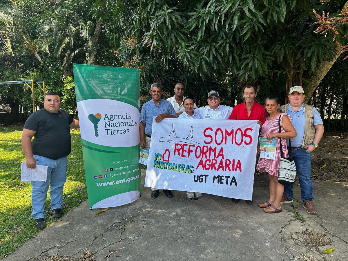 harmanfelipe's tweet photo. Más de 3.000 campesinos de 26 departamentos se movilizan en una gran maratón de Comités Municipales de Reforma Agraria.

El pueblo rural se está organizando para discutir el acceso a la tierra y la producción digna. 

La Reforma Agraria es un derecho y una deuda histórica que estamos saldando para que más campesinos sigan convirtiéndose en dueños de la tierra que trabajan. 

#SomosReformaAgraria