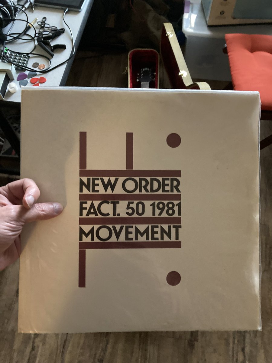 MDinoffria's tweet photo. #New_Order - Movement https://t.co/CXcl5N68uX