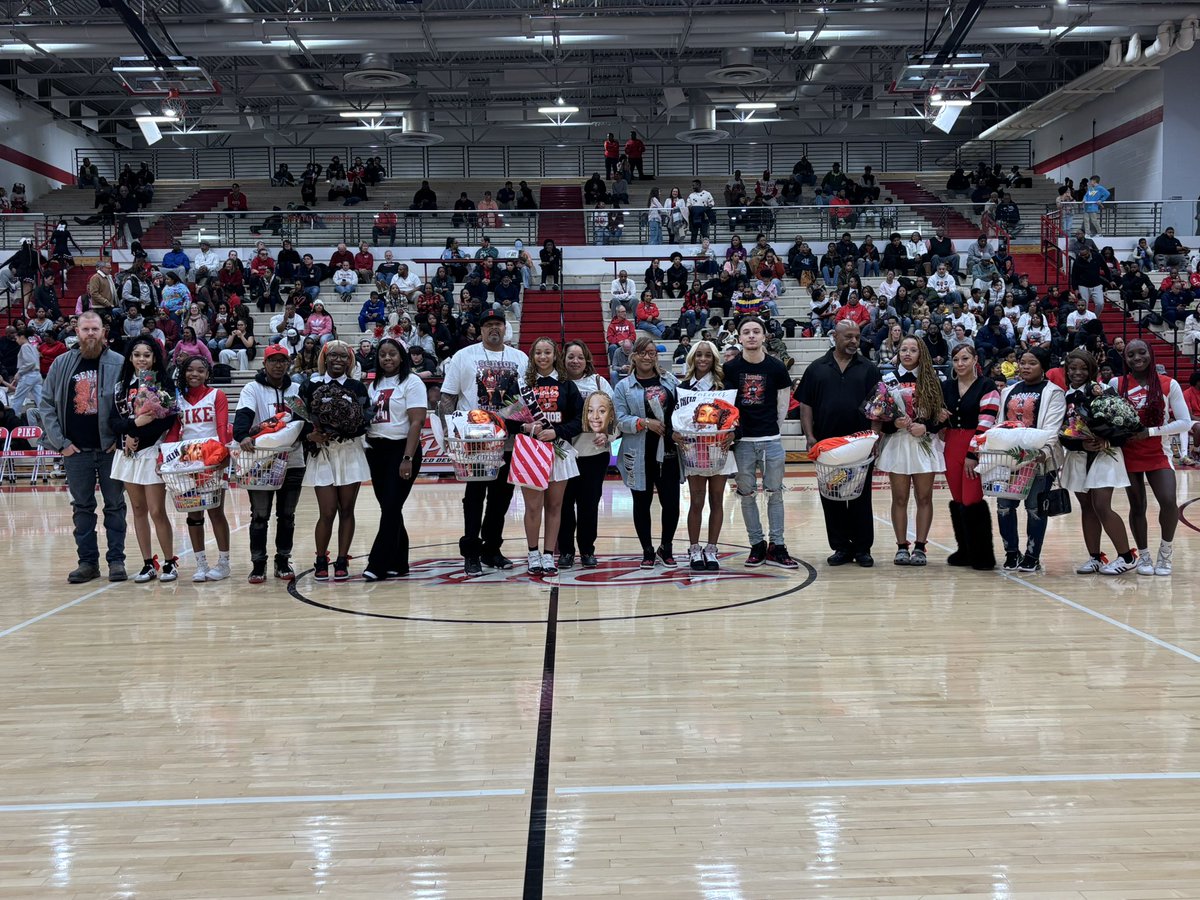 We’re celebrating our Seniors tonight!
#PikeRedDevilsRise