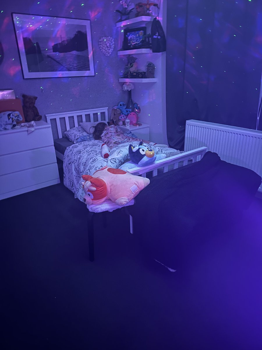 Bigroey's tweet image. #SleepOver