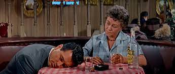 ClassicMovieHub's tweet photo. This is a REALLY tough one for me, but I'm asking anyway :)
Favorite Four Thelma Ritter roles?
#FavoriteFour https://t.co/P3UMafYMXr