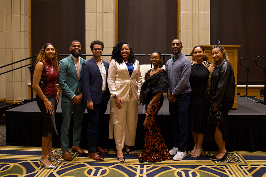 FightingIrish's tweet photo. Community is a pillar of this year’s #ACCUnityWeek and last month, members of our athletics department participated in the 3rd Annual Black Excellence Dinner to celebrate Black excellence in all aspects of the community that exists within @NotreDame's campus.

#GoIrish | @theACC https://t.co/6WIl4iRT9O