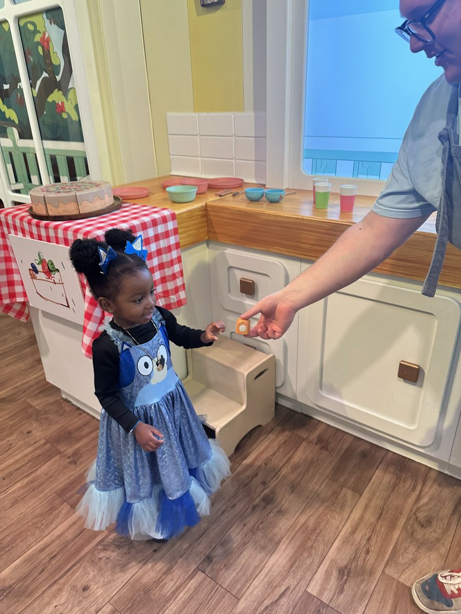 Synthia Salomon tweet media