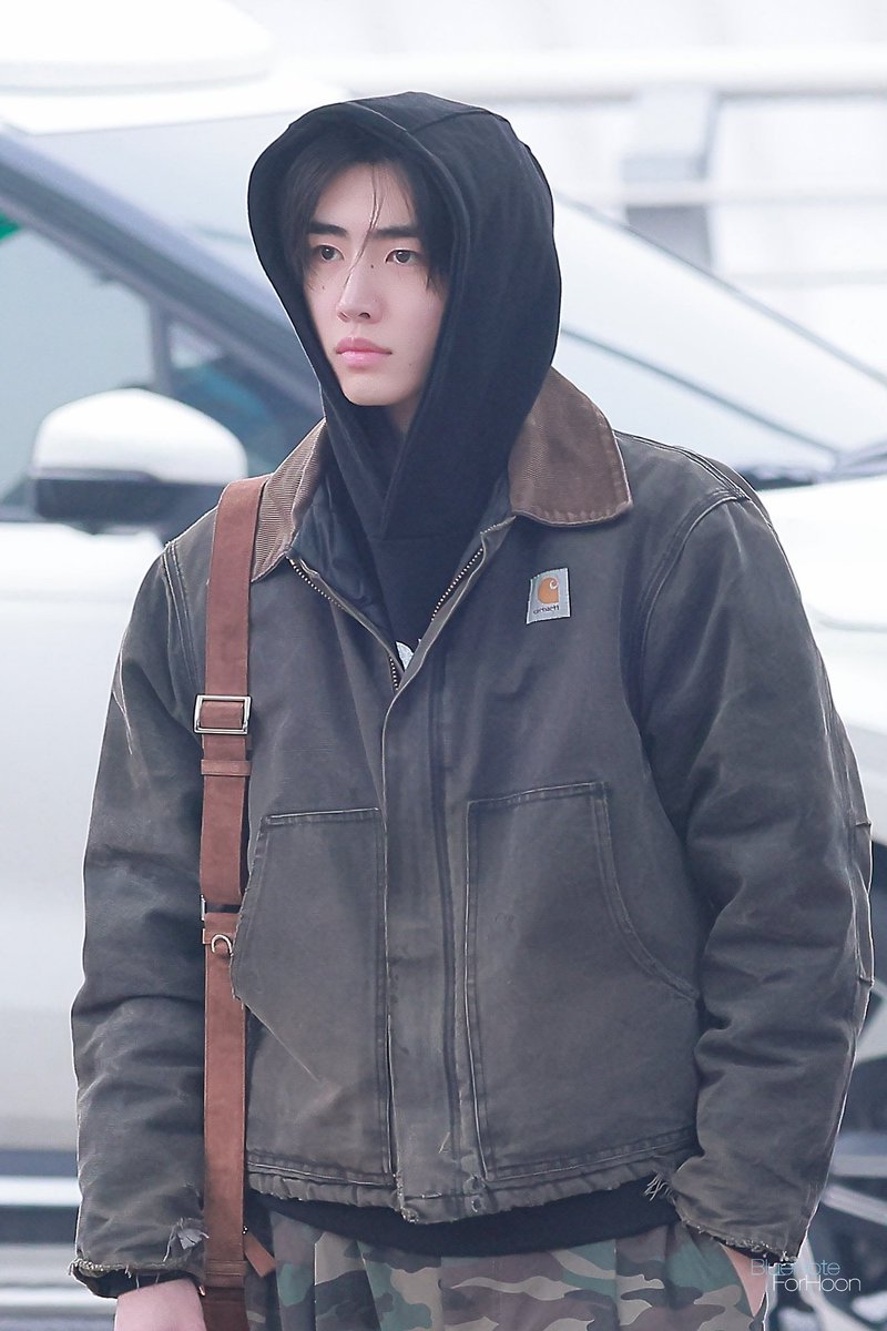 250215
#엔하이픈 #ENHYPEN 
 #성훈 #SUNGHOON