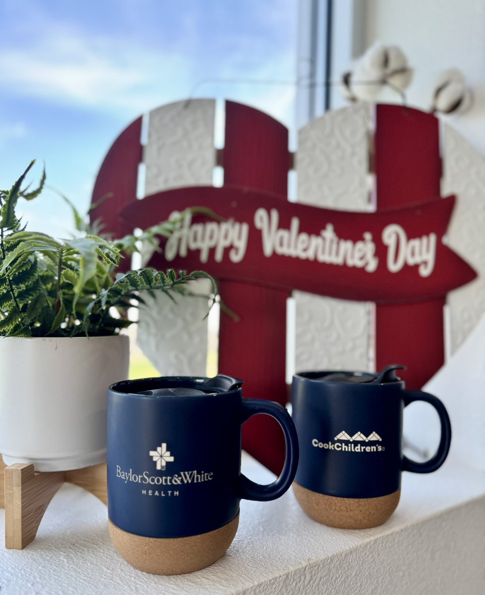 crossroadprint's tweet photo. We are hitting those temperatures again where all we want to do is have our hands wrapped around a warm drink! ☕️ ❄️ Look at these beautiful cork bottom mugs! 😍 They are table-safe to have on your coffee table at home and look fashionable to have in your office! https://t.co/sPHAd5SGXK