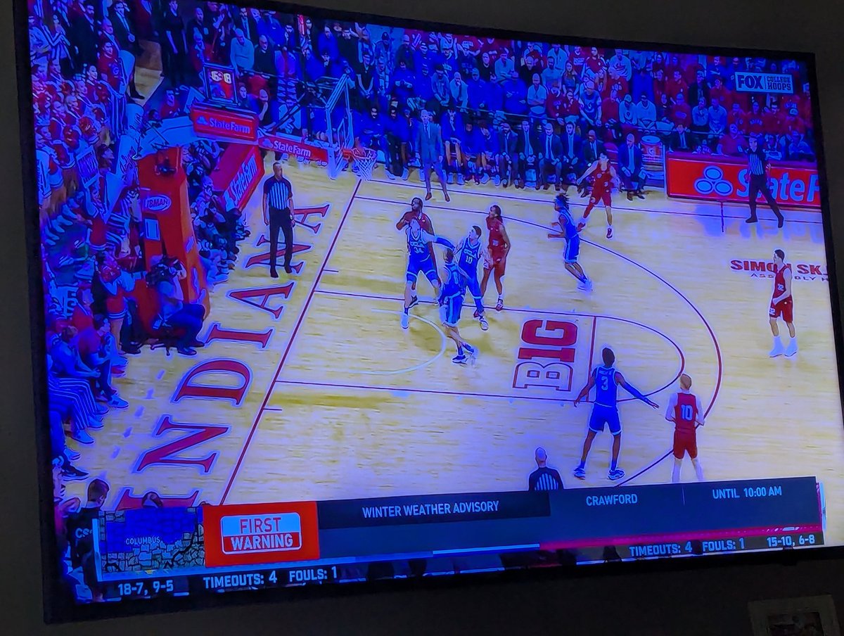 RoleModel83's tweet image. Absolute stupidity from @fox28columbus. I mean, come on. The entire scoreboard graphic is blocked out. I'd expect nothing less from local stations, but this sure is something.