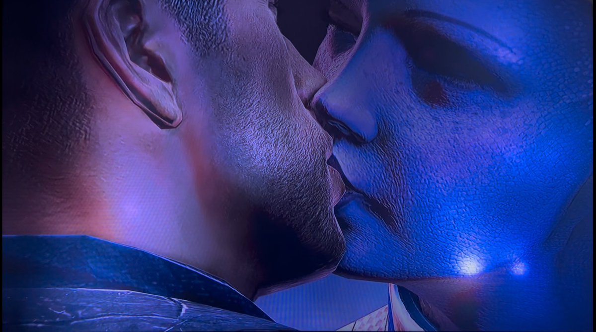 GamerWithAutism's tweet image. Happy Valentine’s Day my fellow commanders!💙