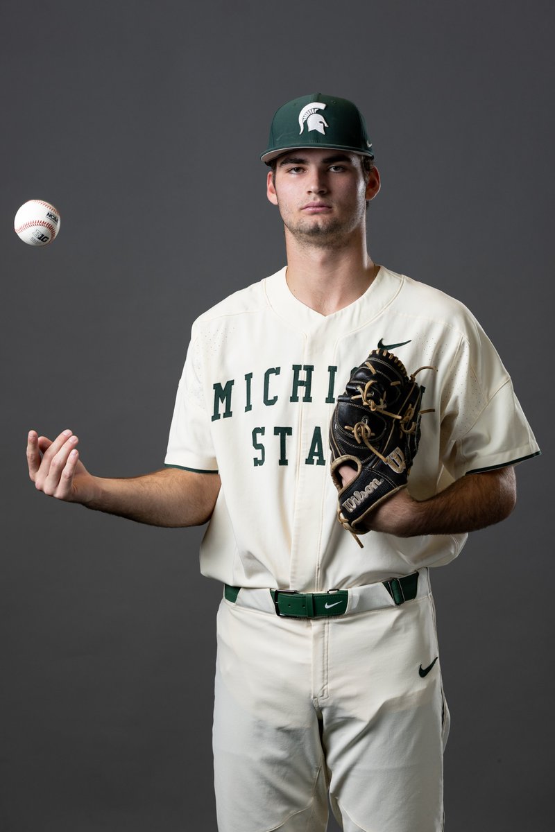 Michigan State Baseball (@msubaseball) on Twitter photo B6th |
Aidan Donovan comes in to take over on the mound to open the inning, making his Spartan debut!!
#GoGreen | <a href="/donovanaidan22/">Aidan Donovan</a> B6th |
Aidan Donovan comes in to take over on the mound to open the inning, making his Spartan debut!!
#GoGreen | <a href="/donovanaidan22/">Aidan Donovan</a>