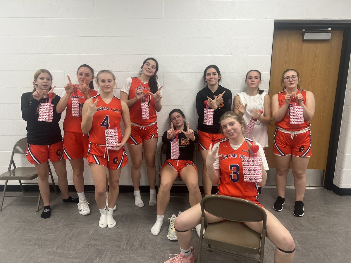 CLPSSuper's tweet image. Found a way to get it done on the road at Jo’Burg, 50-44!  10–8 on the season!