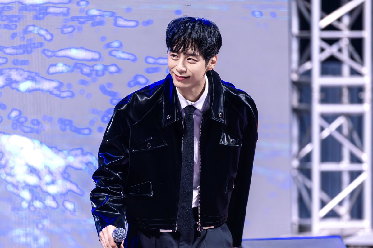 EU4RI_A's tweet photo. 241013 웰컴대학로 웰컴프린지
사의찬미
-
김우진 ㅣ #주민진 https://t.co/33OFTngMxN