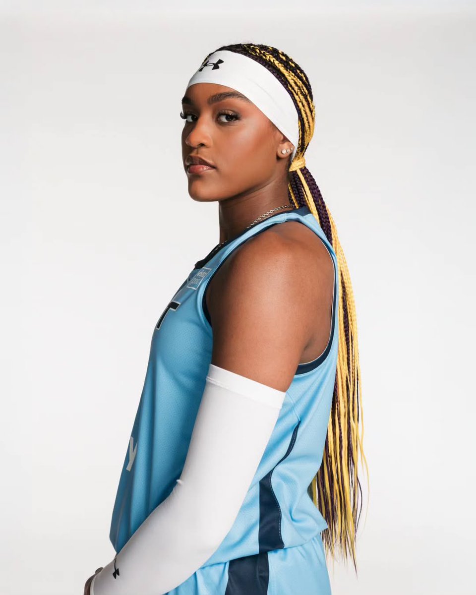 trendyhoopstars's tweet image. What a Run for Aaliyah Edwards:

✨Defeated 2x WNBA MVP Breanna Stewart (12-0)
✨Beat 2x All-Star and Olympic Gold Medalist Allisha Gray
✨Took down 2024’s second-leading WNBA scorer, Arike Ogunbowale (11-2)
✨Handed Napheesa Collier her first loss of the tournament
🥈Unrivaled…