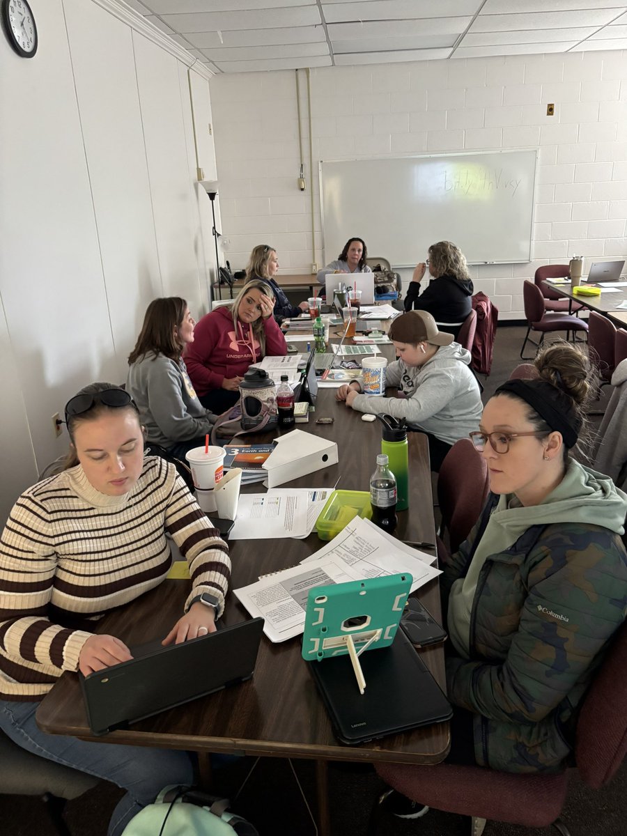 HCS_SpecialEd's tweet photo. Our Low Incidence teachers worked hard today deconstructing the updated science targets and planning lessons. @HardinCoSchools #hcsdifferencemakers @GRRECKY https://t.co/kMW9nfodkc