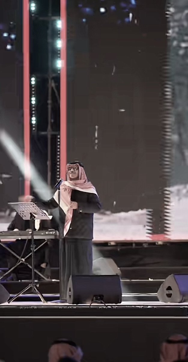 مو كل من تمناني انا له 
انا لشخص واحد والله اعلم به🎼♪ #ليله_الصقر