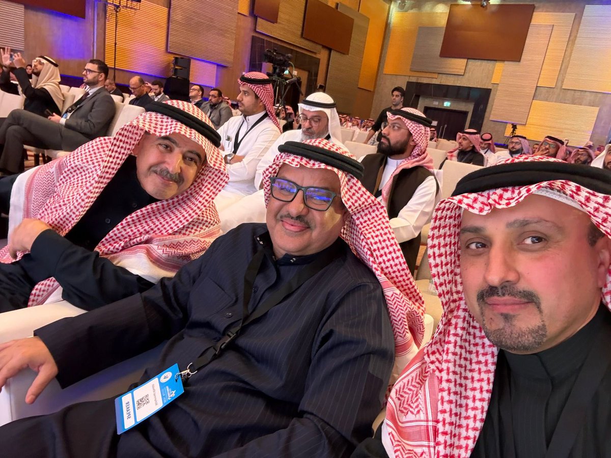محاضرتي امس في دعوة كريمة من مؤتمر جمعية المسالك السعودية حيث عرضت تقنية القسطرة لعلاج دوالي الخصية و الابحاث التى اظهرت أفضليتها من قلة المضاعفات و مساواتها للجراحة المجهرية بالنتائج.
