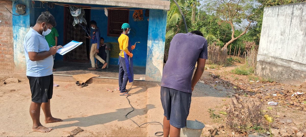 DeepakGanjam's tweet photo. IRS( Indroor Residual Spary ) for Vectror Control , with Alpha Cypermethrin  at PVTG villages of CHC, Patrapur @Ganjam_Admin @ganjam_nvbdcp @GanjamHealth @otvkhabar @MoHFW_INDIA https://t.co/SRfVUyZWz0