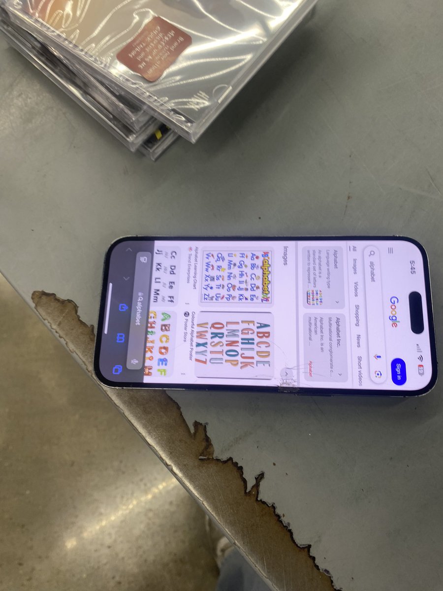 justincanartt's tweet image. fixing these CDs and my manager don’t know the alphabet 🤦😭