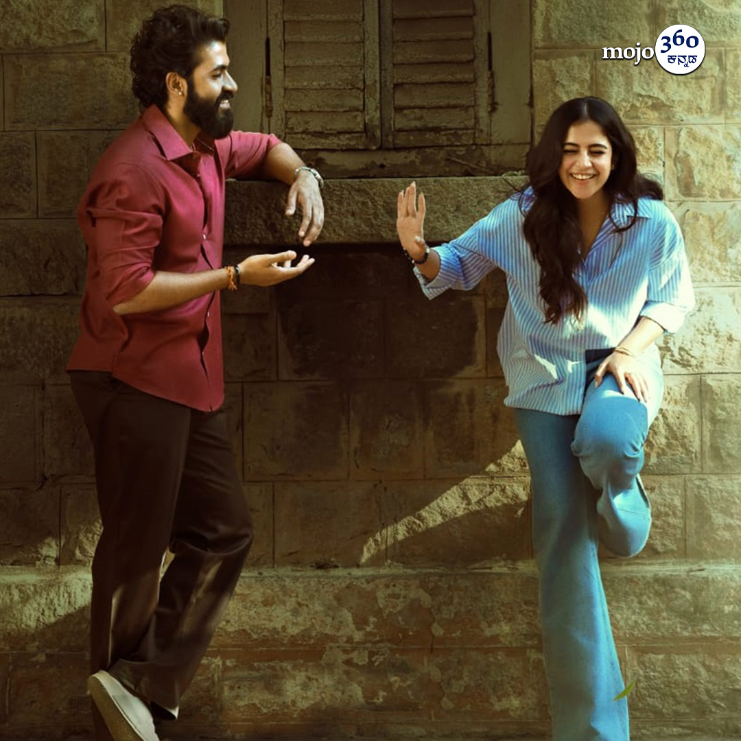 mojo360Kannada's tweet photo. ಯುವ ರಾಜಕುಮಾರ್ - ಸಂಪದಾ 'ಎಕ್ಕ' ಸಿನಿಮಾ ನೂತನ ಪೋಸ್ಟರ್ | ರೋಹಿತ್ ಪದಕಿ ನಿರ್ದೇಶನ.
#Ekka #YuvaRajkumar #PRKProductions #JayannaFilms #KRGStudios #RohithPadaki #RahulDev #SatyaHegde #DeepuSKumar #kannadamojo360 #mojo360 #kannadafilm #kfi #kannadacinema #sandalwood #chandanavana https://t.co/FQDT20tLLv