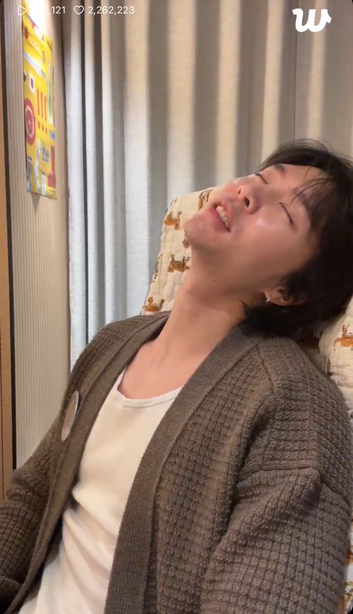 ป่าป๊า

เล่นเกมงีบกันดีกว่า ใครหลับก่อนชนะ

ป่าป๊า!!