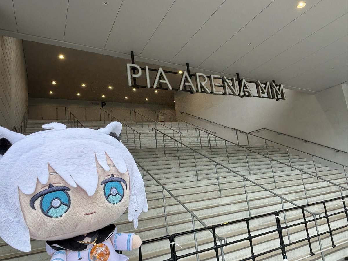 youhi_0315's tweet photo. 3日目は遠征最終日
朝からは秋葉原でソロライブ仕様の各店舗装飾を見た後に再びピアアリーナへ。コラボフード（3日目）を食べて近くにいたホロリスの方々と痛バ連番
会場を見納めて帰路へ
最後まで楽しみ切りました！
#DearFBKINGDOMDAY3 https://t.co/DppeMUgxzx