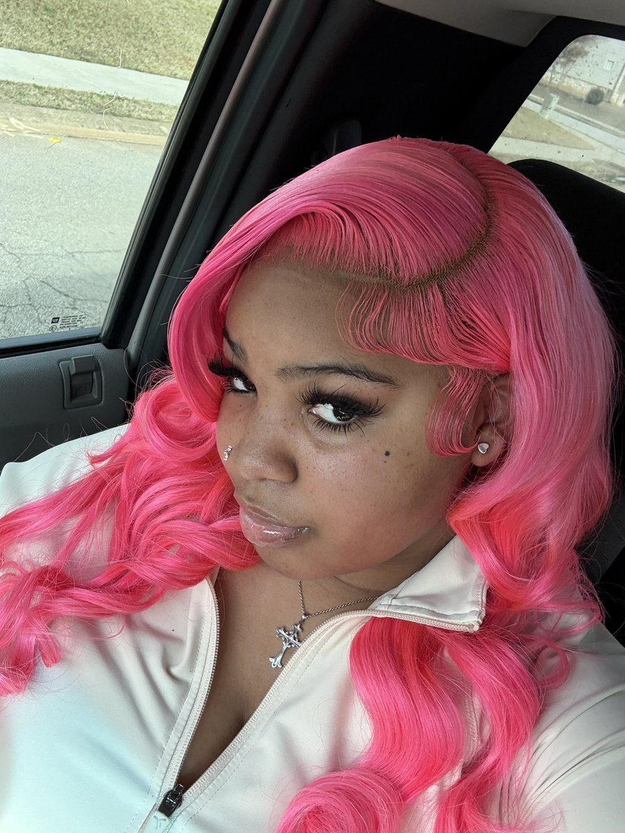 cortneypt2's tweet photo. 🌸🌸🌸 https://t.co/OCv4nSBEsC