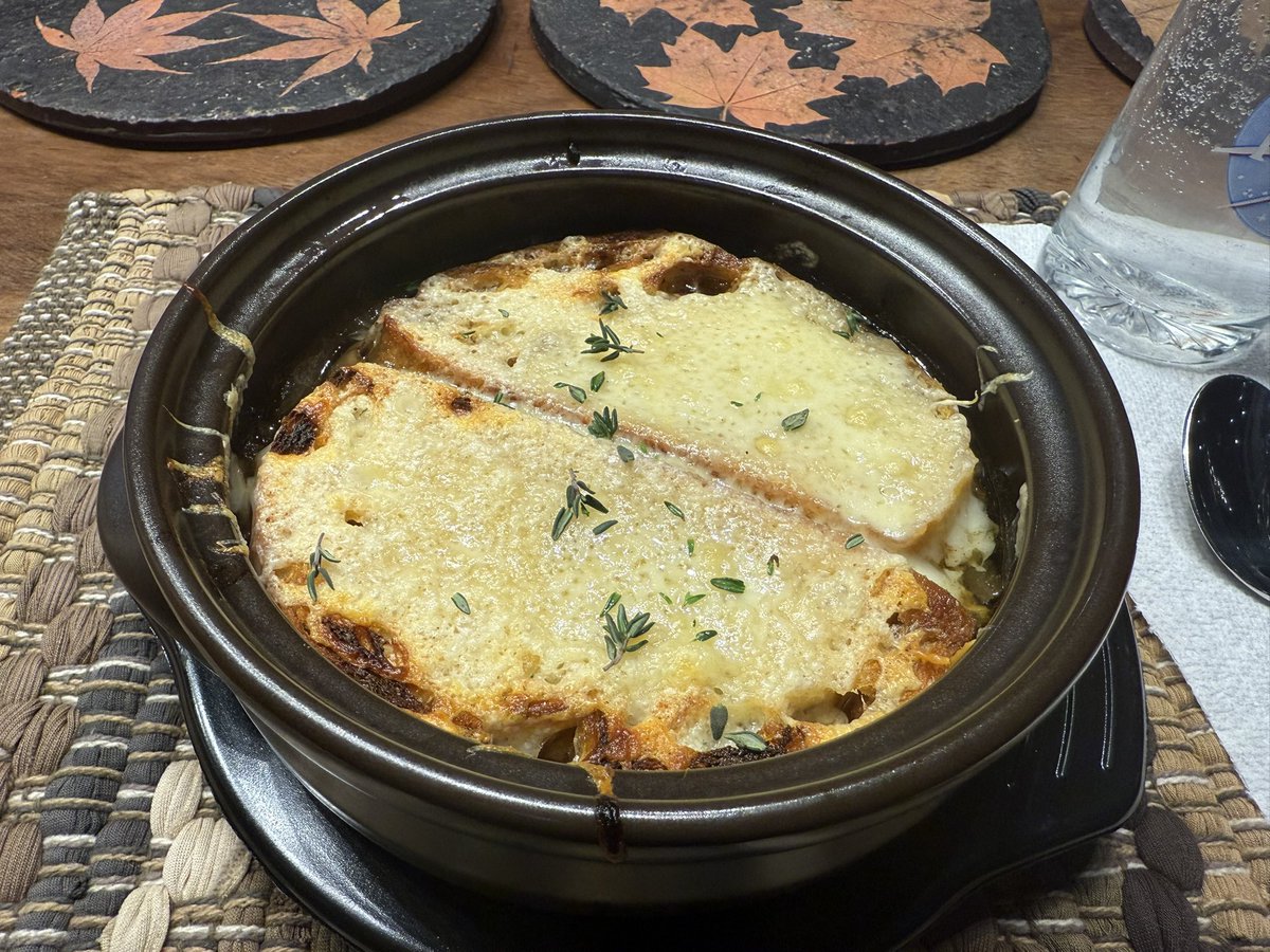 jzawodn's tweet image. I made French Onion Soup for my valentine today. 🙂