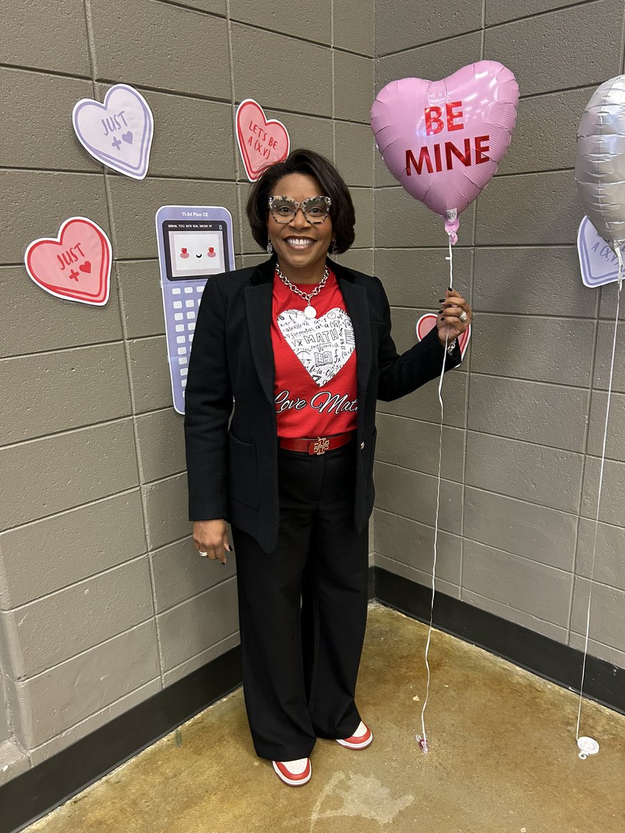 Celebrated @Jefcoed Love Math Day with 160 math teachers, coaches and administrators. We engaged in productive struggle, used manipulatives, and tried new strategies—it was amazing! <a href="/angelajw97/">Angela Watkins, Ed.D</a> <a href="/orush2/">Dr. Orletta Rush</a> <a href="/JessicaSilas17/">Jessica Silas</a> <a href="/TErbrick/">Teresa Erbrick</a> <a href="/DrAshKizer/">Ash Kizer, PhD</a>