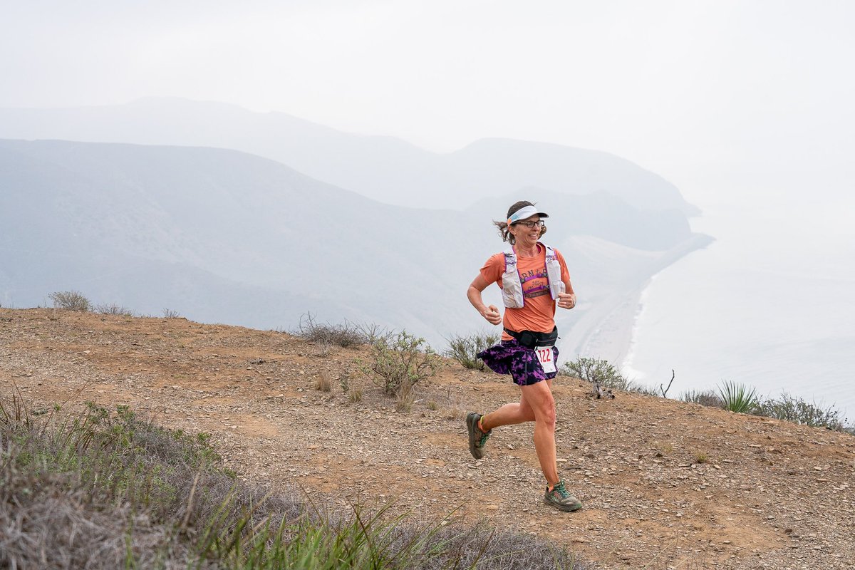 AmyCookOC's tweet photo. Completed 130 marathons/ultra marathons, biked up Mt Ventoux, climbed Kilimanjaro and Mt Machu Picchu. Multiple consecutive Boston marathon qualifiers. Coached run club. All gone. It’s the virus. 1 +PCR, took Paxlovid. Been sick coming up on 3 years. https://t.co/ESRX2wSYSX